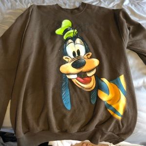 DisneyWorld Goofy crewneck!